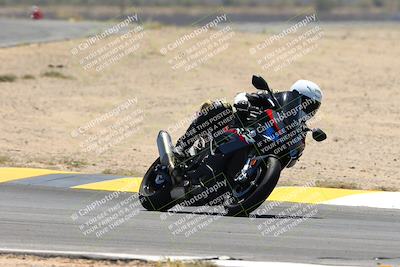 media/May-06-2024-Moto Forza (Mon) [[b33359f27d]]/1-Advanced/Session 4 (Turns 9 and 8)/